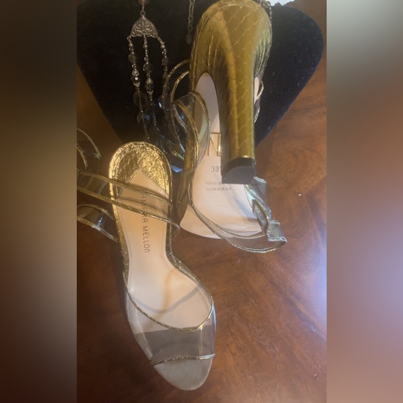 Tamara - Picture 3 of 3